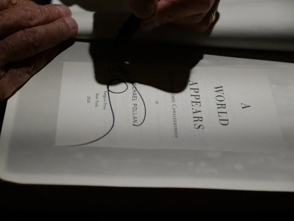 "Michael Pollan & Christof Koch: A Journey into Consciousness" at Zellerbach Hall at UC Berkeley. — photo 9